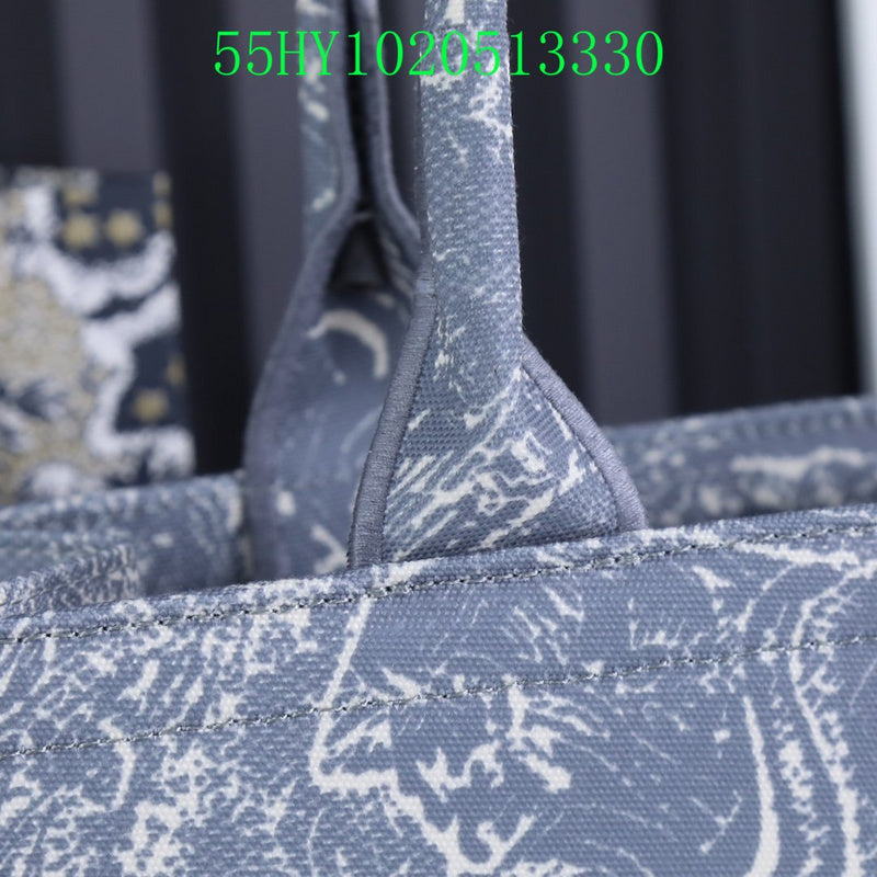 Christian Dior Luxury Bag - The Tote   212