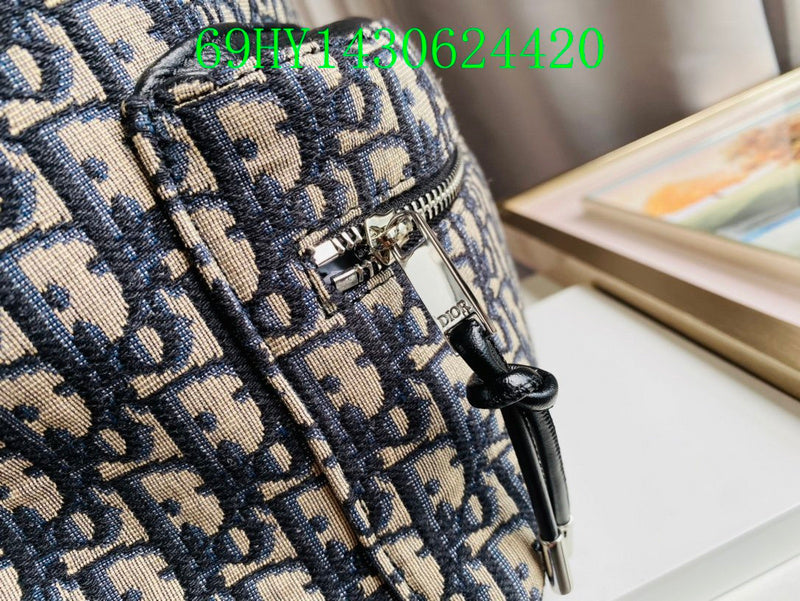 Christian Dior Luxury - The Tote   751