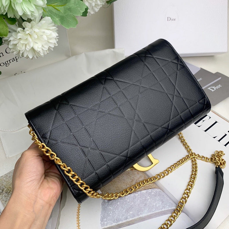 Christian Dior Luxury - The Tote   631