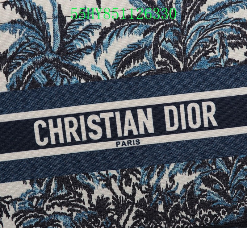 Christian Dior Luxury Bag - The Tote   231