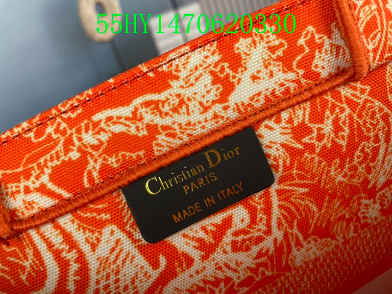 Christian Dior Luxury Bag - The Tote   194