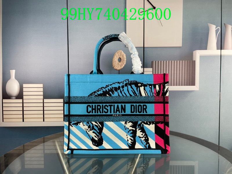 Christian Dior Luxury Bag - The Tote   305