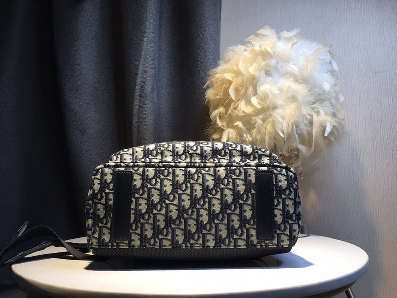 Christian Dior Luxury - The Tote   769