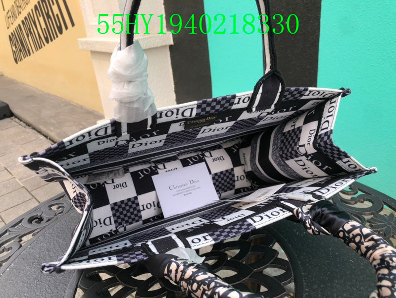 Christian Dior Luxury Bag - The Tote   311