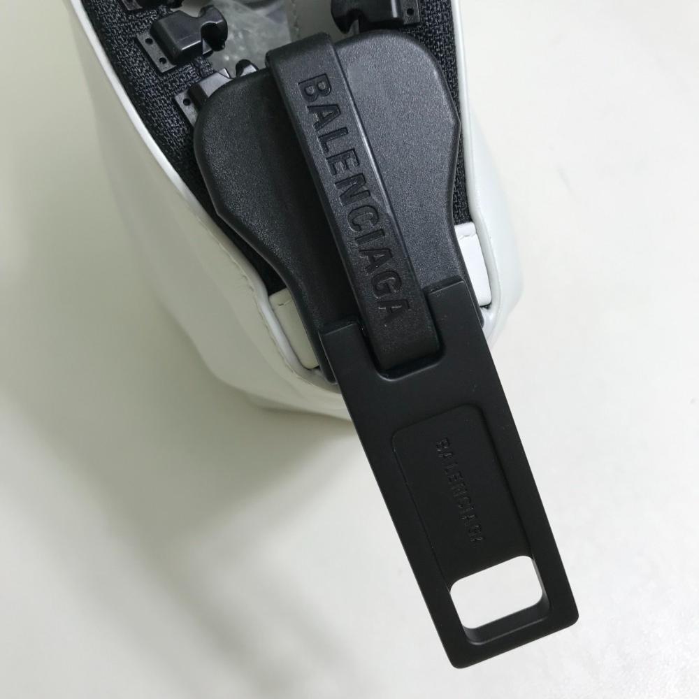 White Leather Balenciaga Shoulder Bag