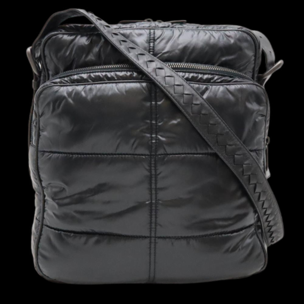 Black Leather Bottega Veneta Shoulder Bag