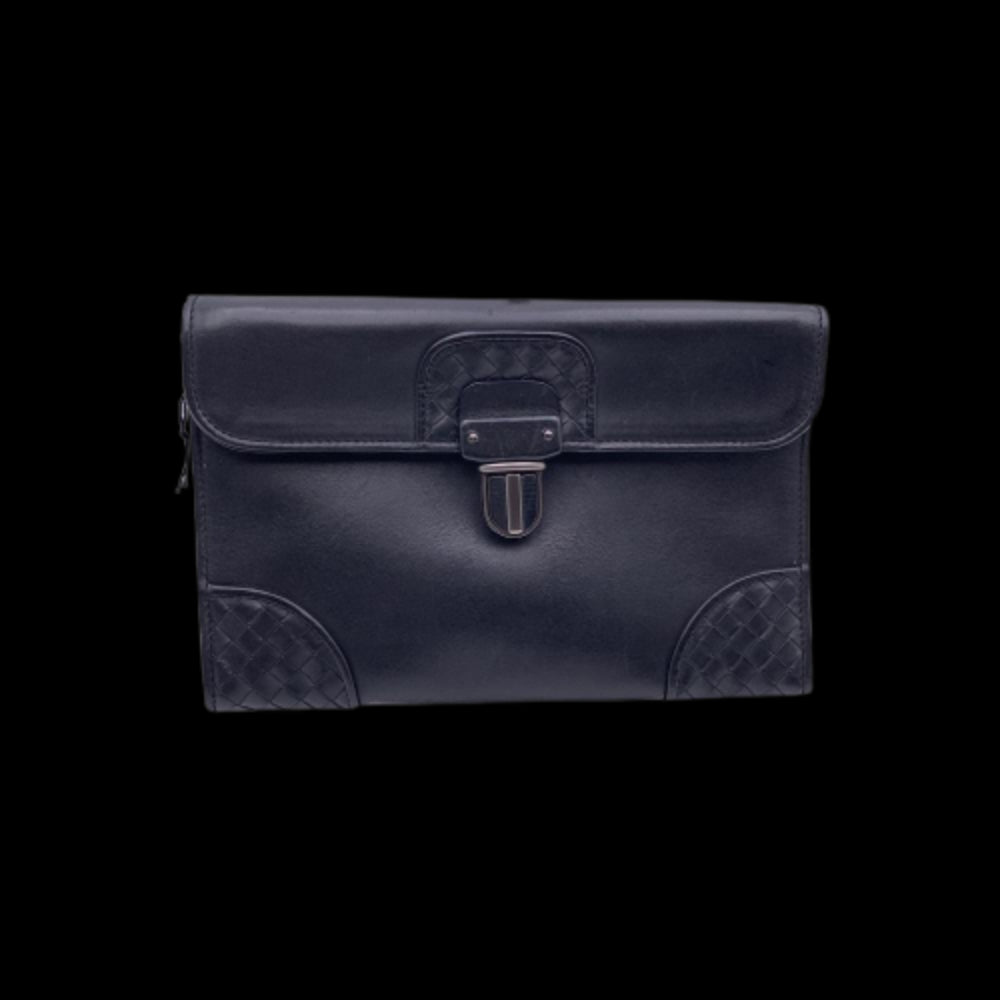 Black Leather Bottega Veneta Clutch