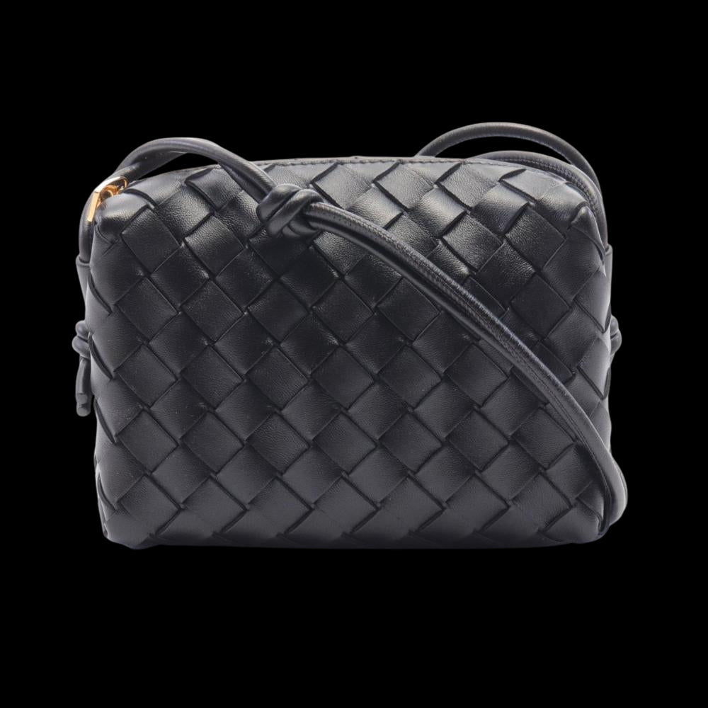 Black Leather Bottega Veneta Shoulder Bag