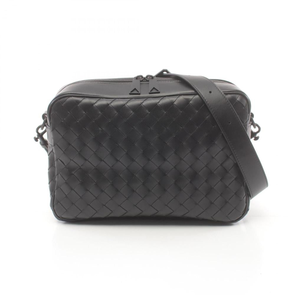Black Leather Bottega Veneta Shoulder Bag