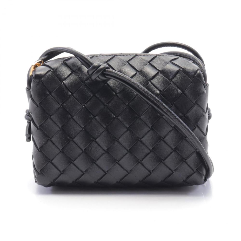 Black Leather Bottega Veneta Shoulder Bag