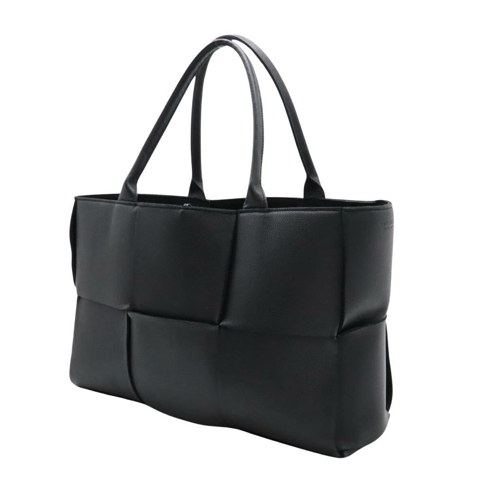Black Leather Bottega Veneta Tote