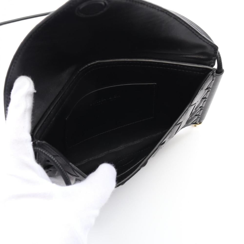 Black Leather Bottega Veneta Shoulder Bag