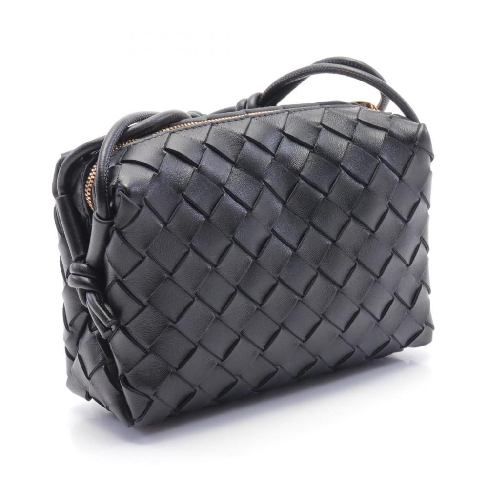 Black Leather Bottega Veneta Shoulder Bag