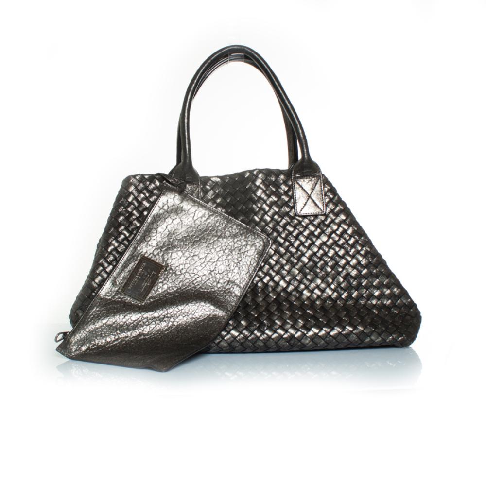 Black Leather Bottega Veneta Handbag