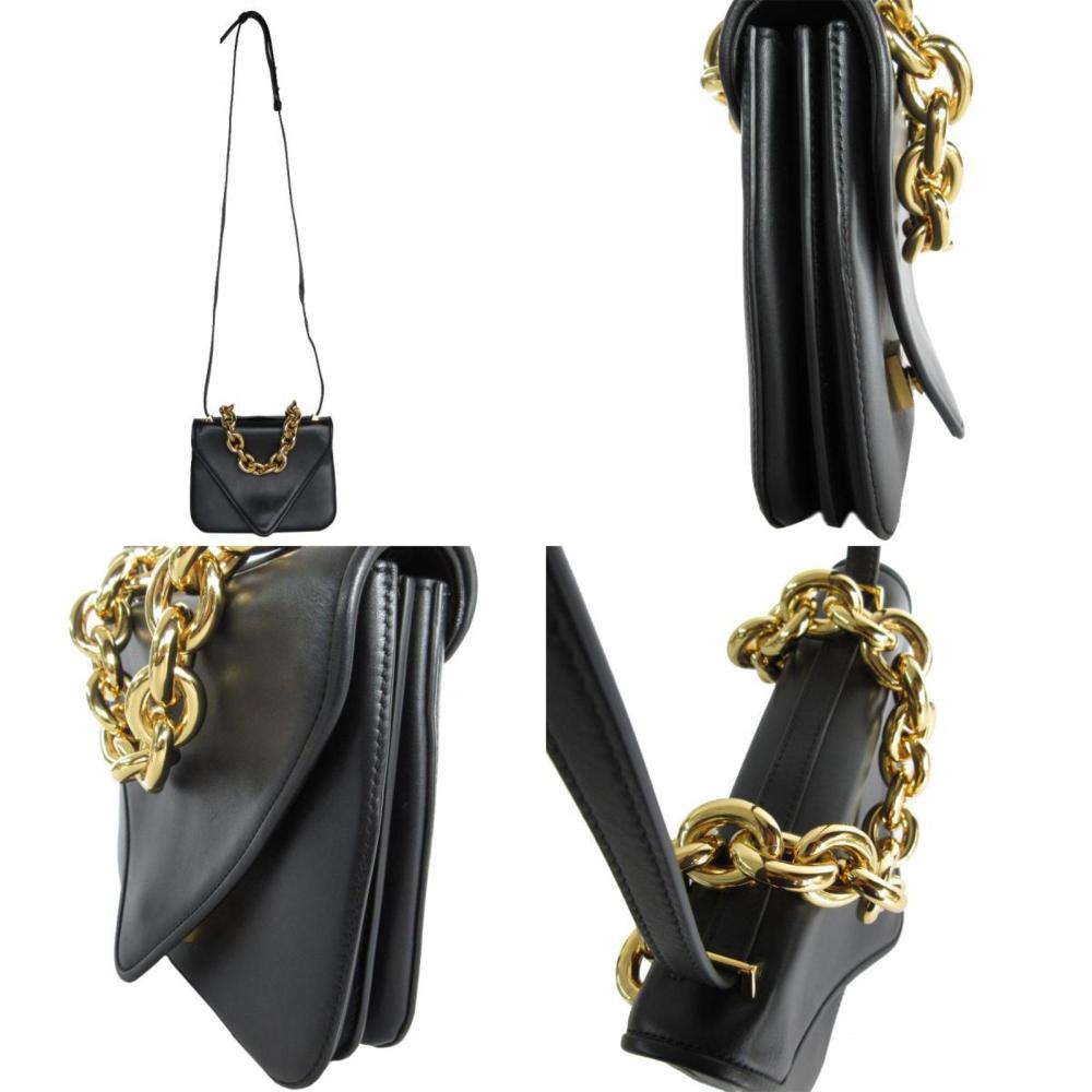Black Leather Bottega Veneta Shoulder Bag