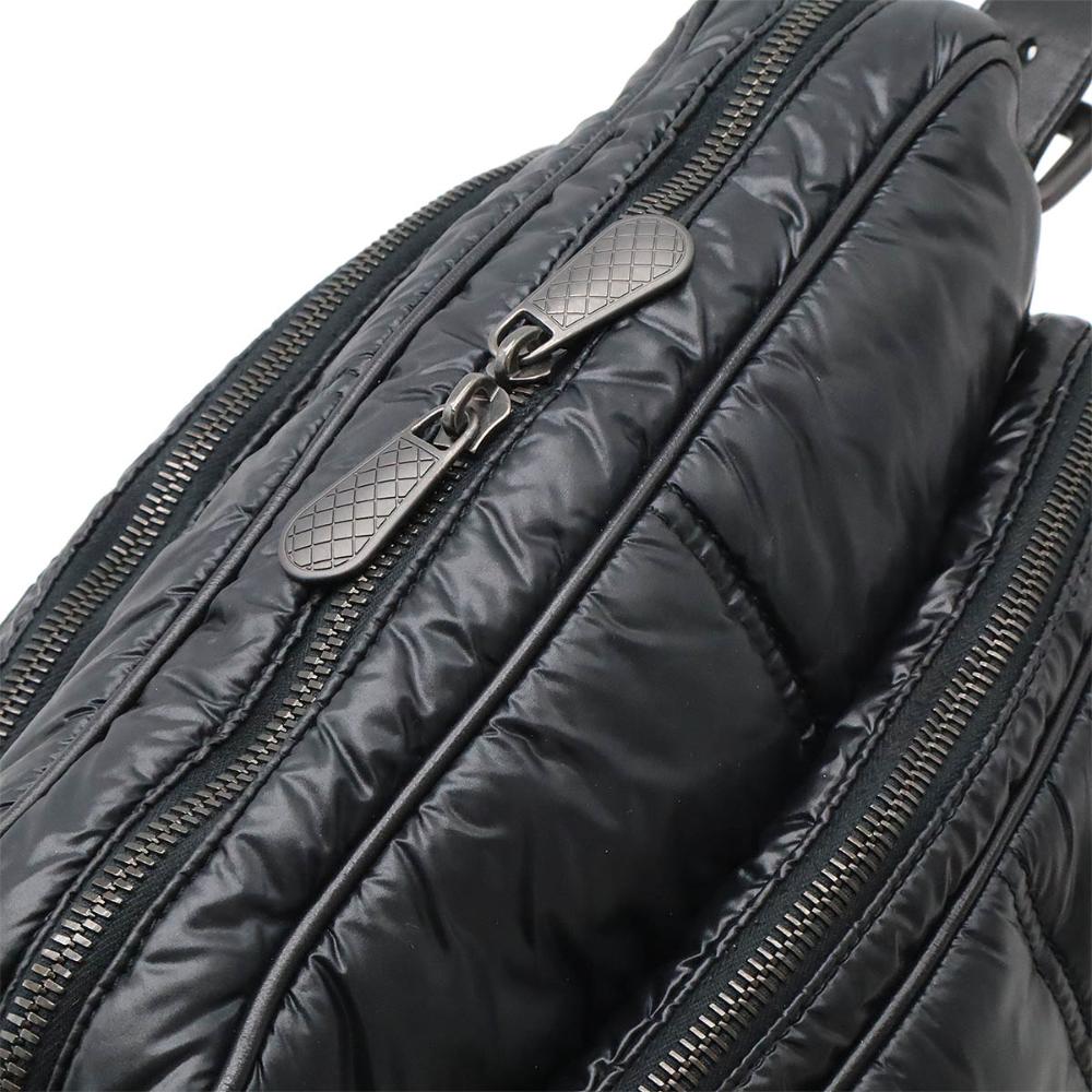 Black Leather Bottega Veneta Shoulder Bag