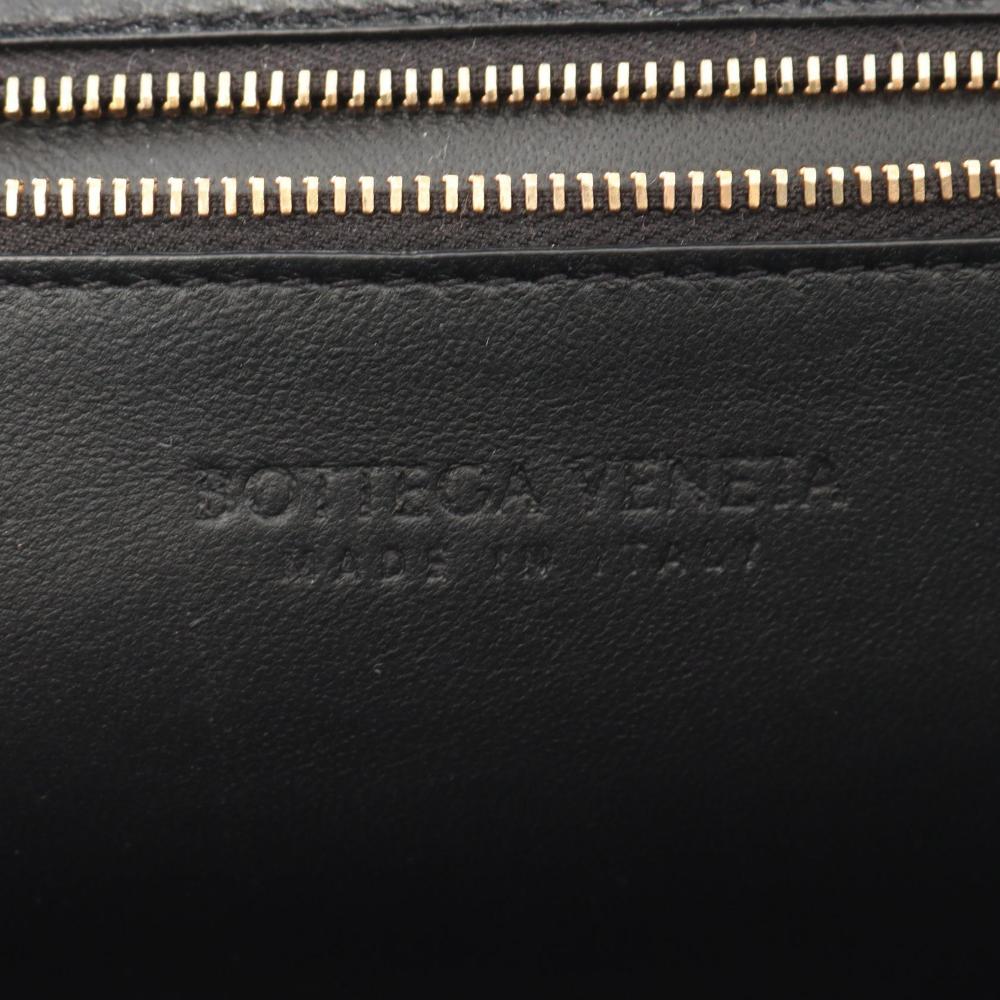 Black Leather Bottega Veneta Shoulder Bag