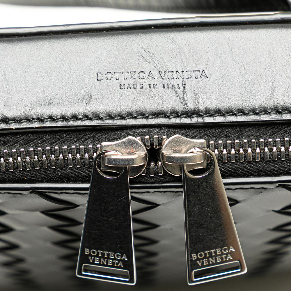 Black Leather Bottega Veneta Crossbody Bag
