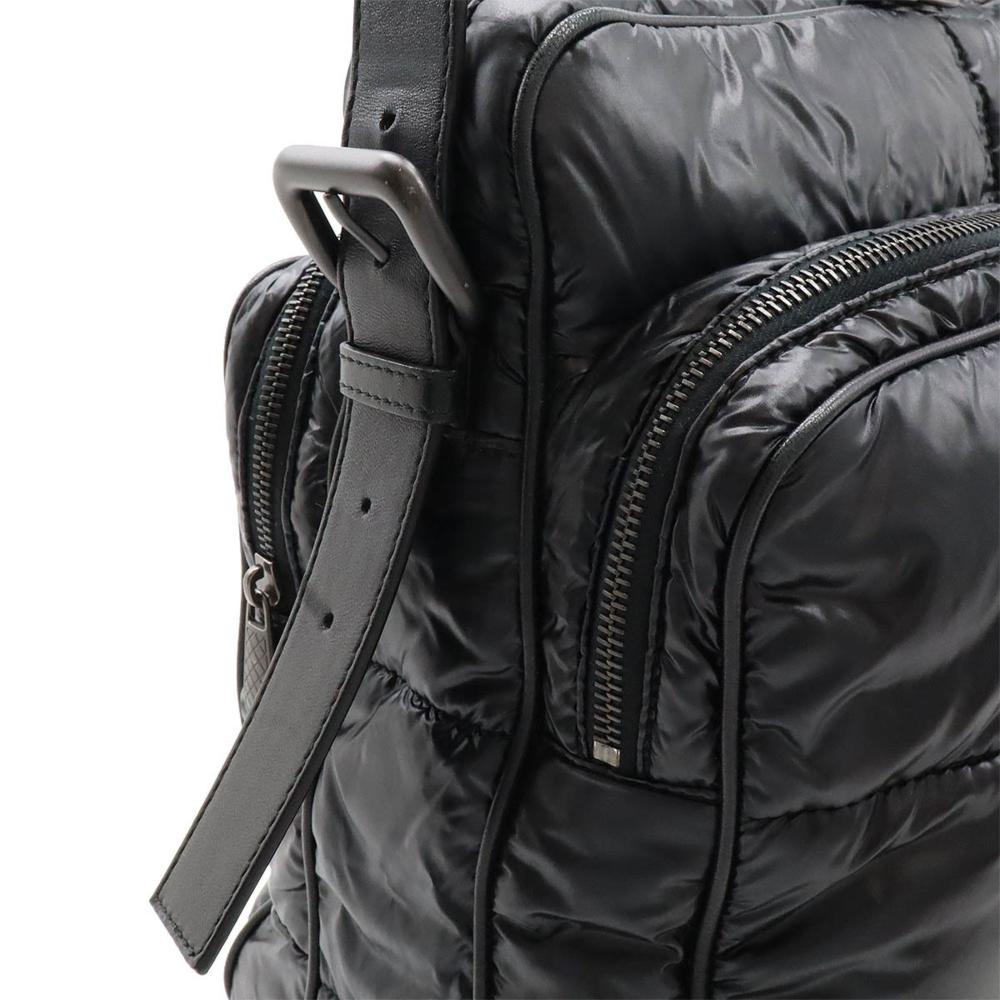 Black Leather Bottega Veneta Shoulder Bag