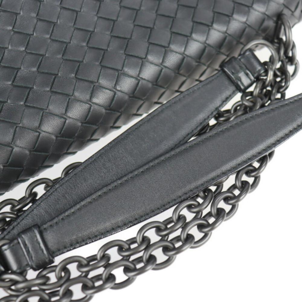 Black Leather Bottega Veneta Shoulder Bag
