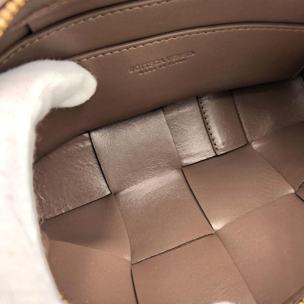 Brown Leather Bottega Veneta Crossbody Bag