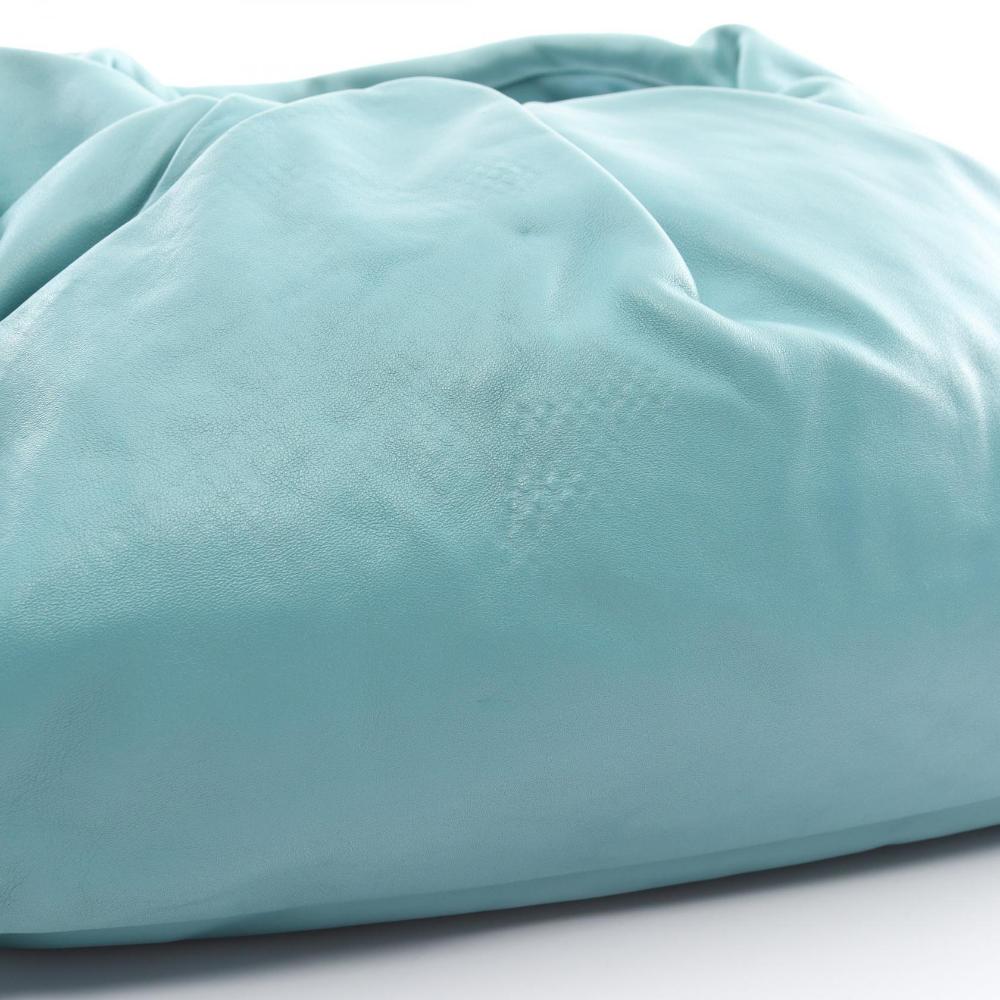 Green Leather Bottega Veneta Pouches