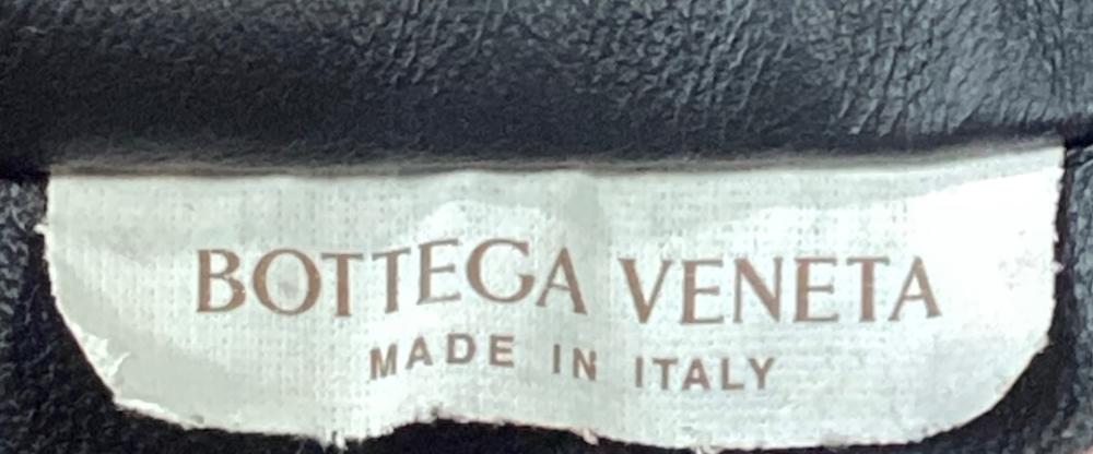 Nude Leather Bottega Veneta Pouches
