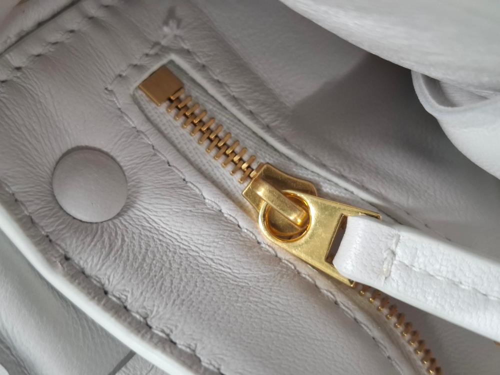 White Leather Bottega Veneta Crossbody Bag