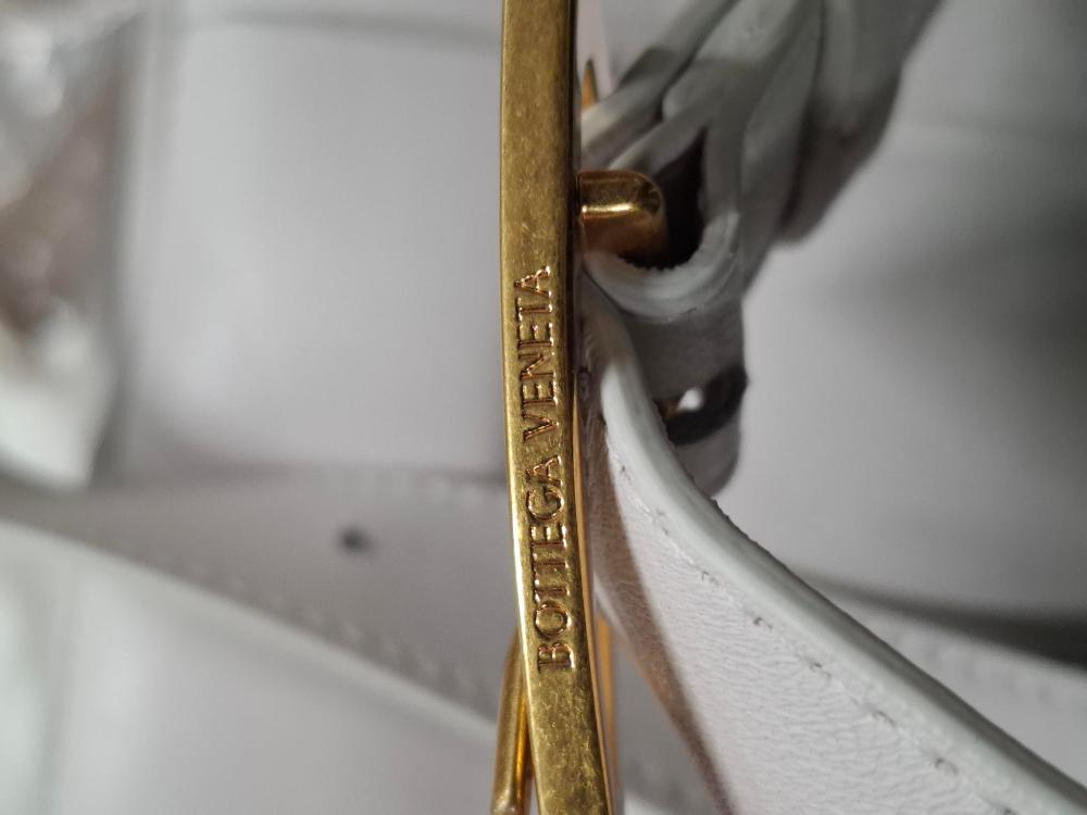 White Leather Bottega Veneta Crossbody Bag