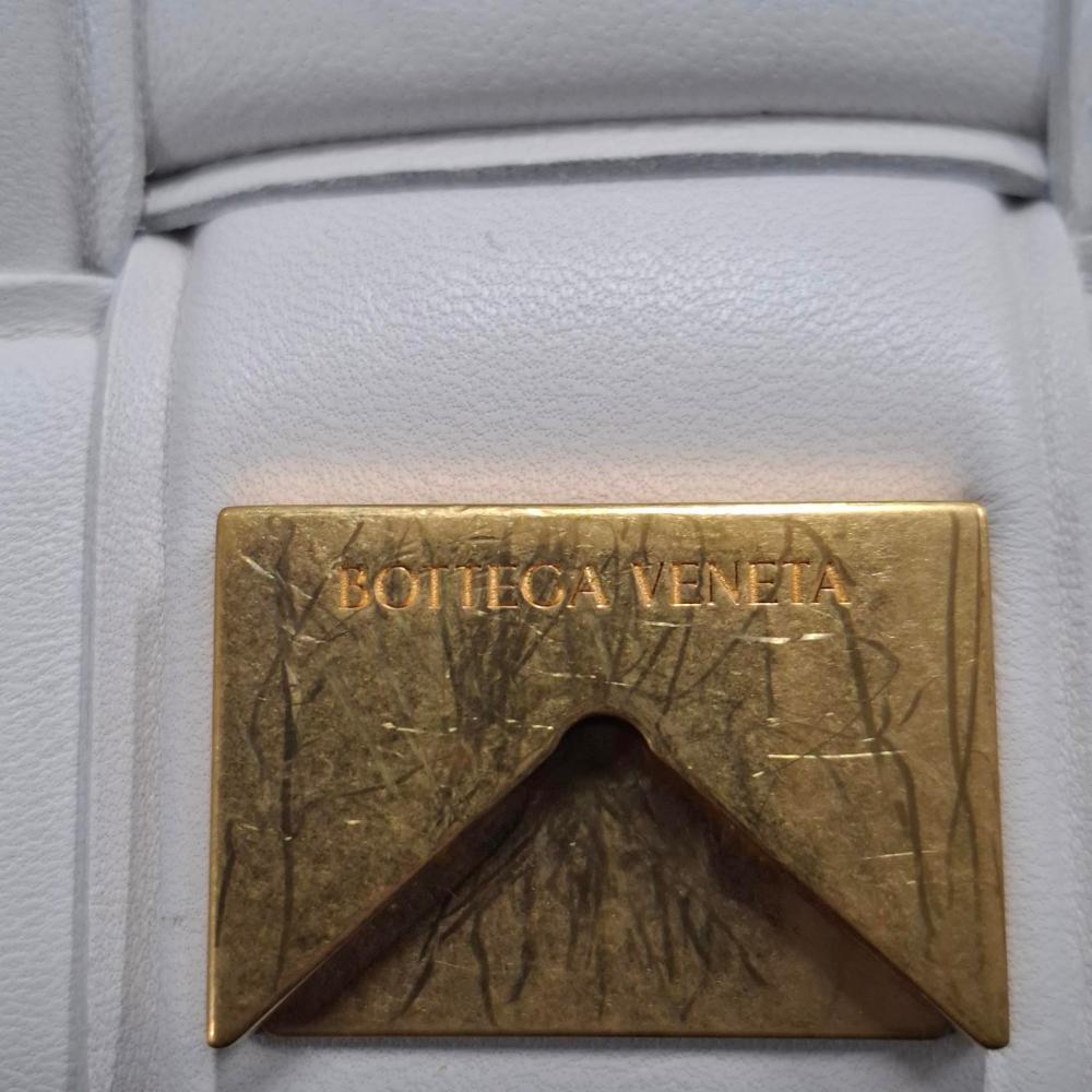 White Leather Bottega Veneta Crossbody Bag