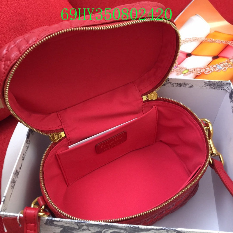 Christian Dior Luxury - The Tote   672