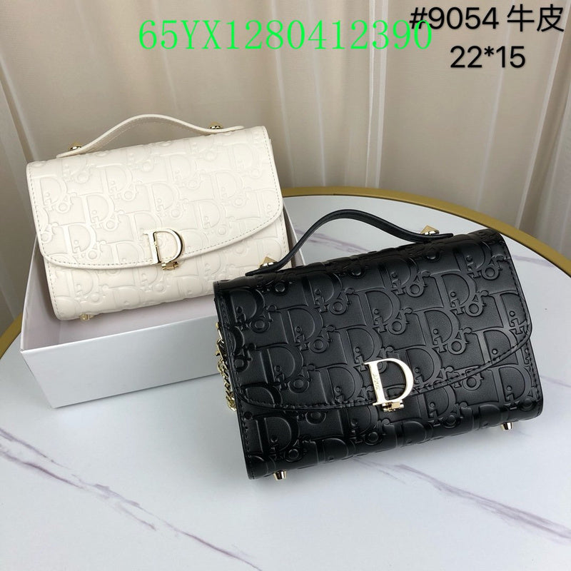 Christian Dior Luxury - The Tote   668