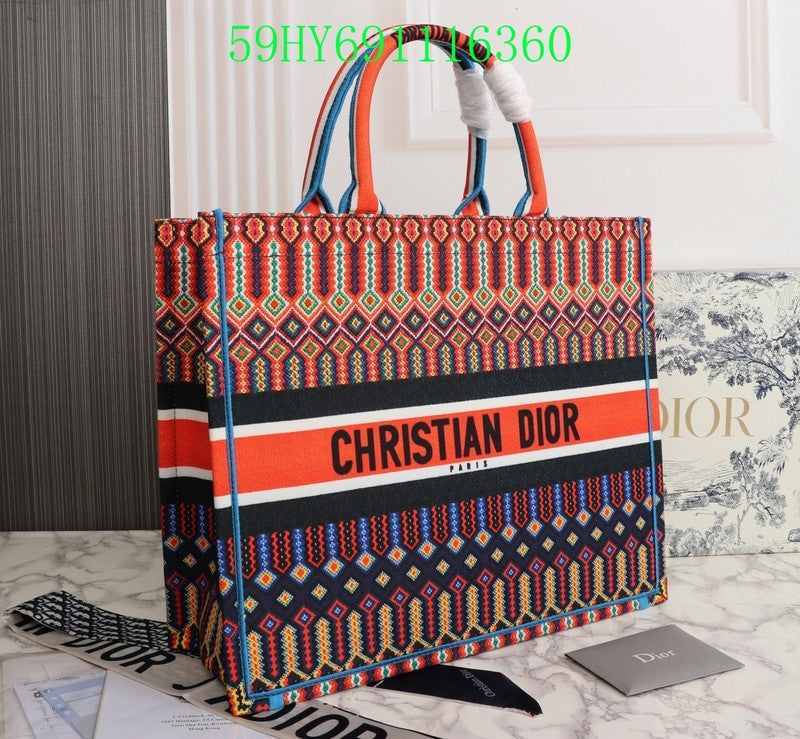 Christian Dior Luxury Bag - The Tote 331