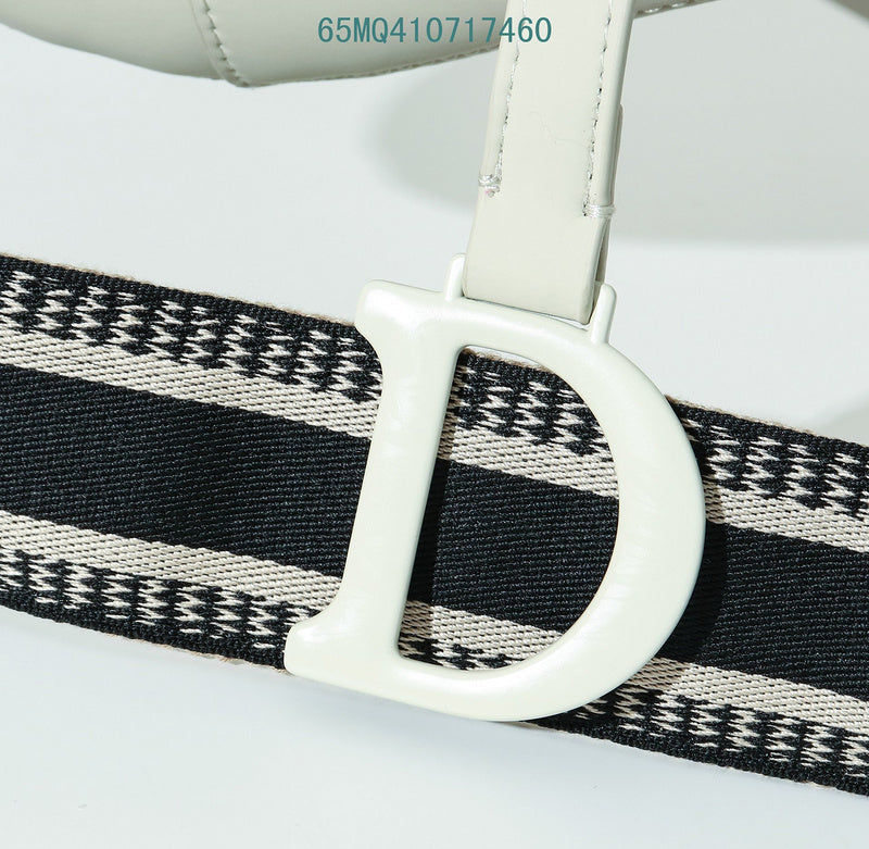 Christian Dior Luxury - The Tote   592