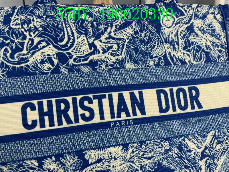 Christian Dior Luxury Bag - The Tote   190
