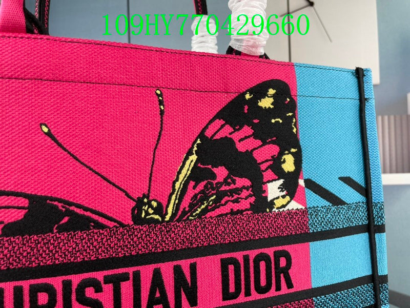 Christian Dior Luxury Bag - The Tote   298