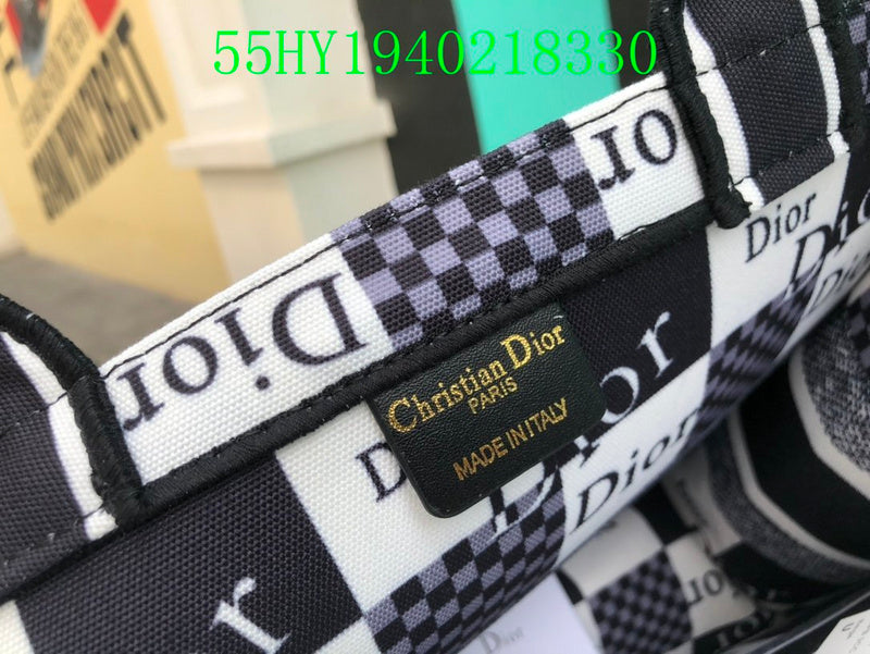 Christian Dior Luxury Bag - The Tote   311