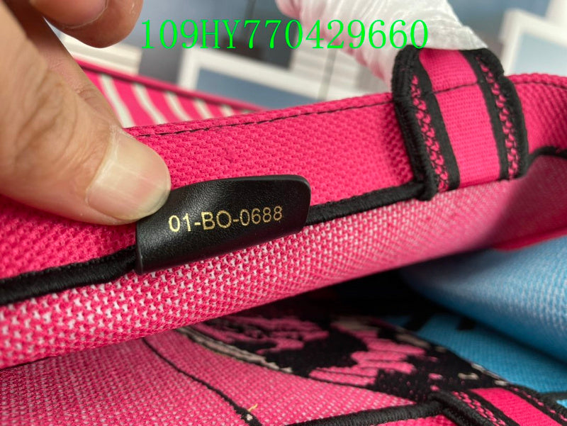 Christian Dior Luxury Bag - The Tote   298