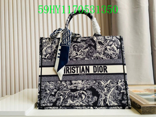 Christian Dior Luxury Bag - The Tote   248