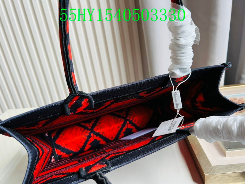 Christian Dior Luxury Bag - The Tote   299