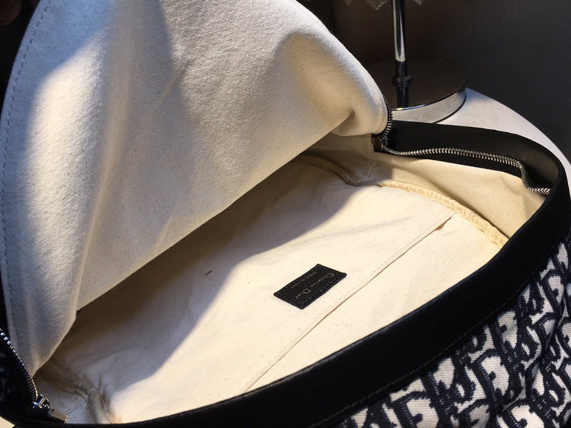 Christian Dior Luxury - The Tote   768