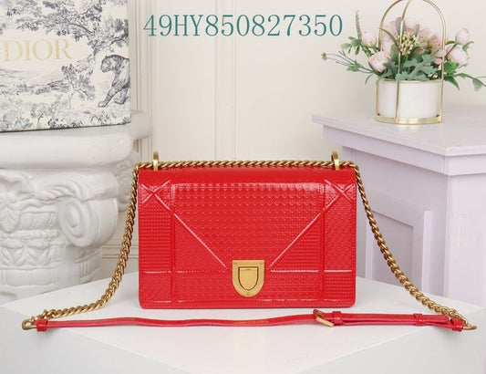 Christian Dior Luxury - The Tote   650