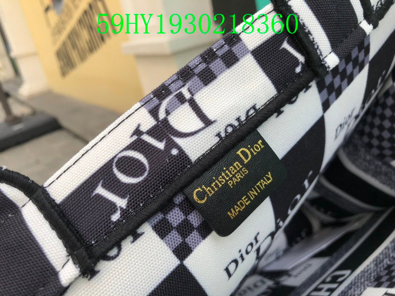 Christian Dior Luxury Bag - The Tote   314