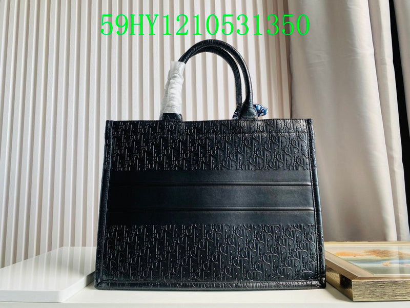 Christian Dior Luxury Bag - The Tote   244