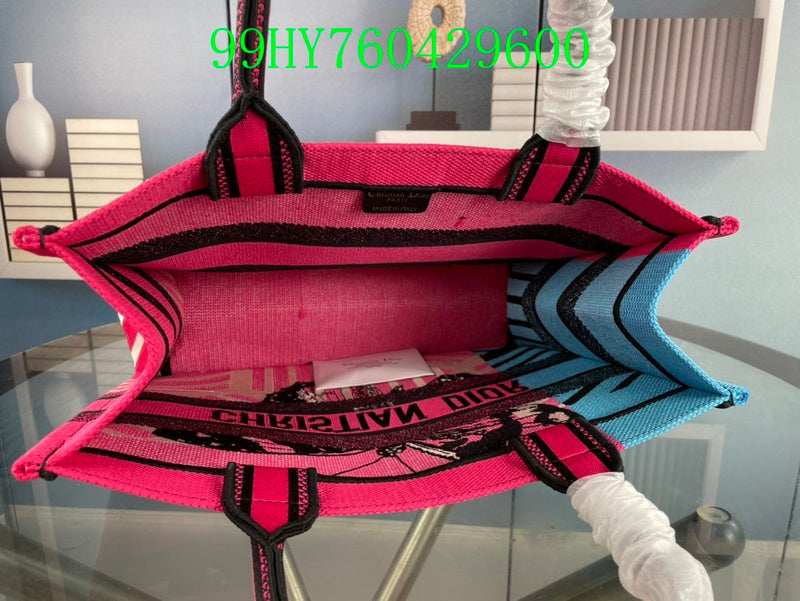 Christian Dior Luxury Bag - The Tote   303