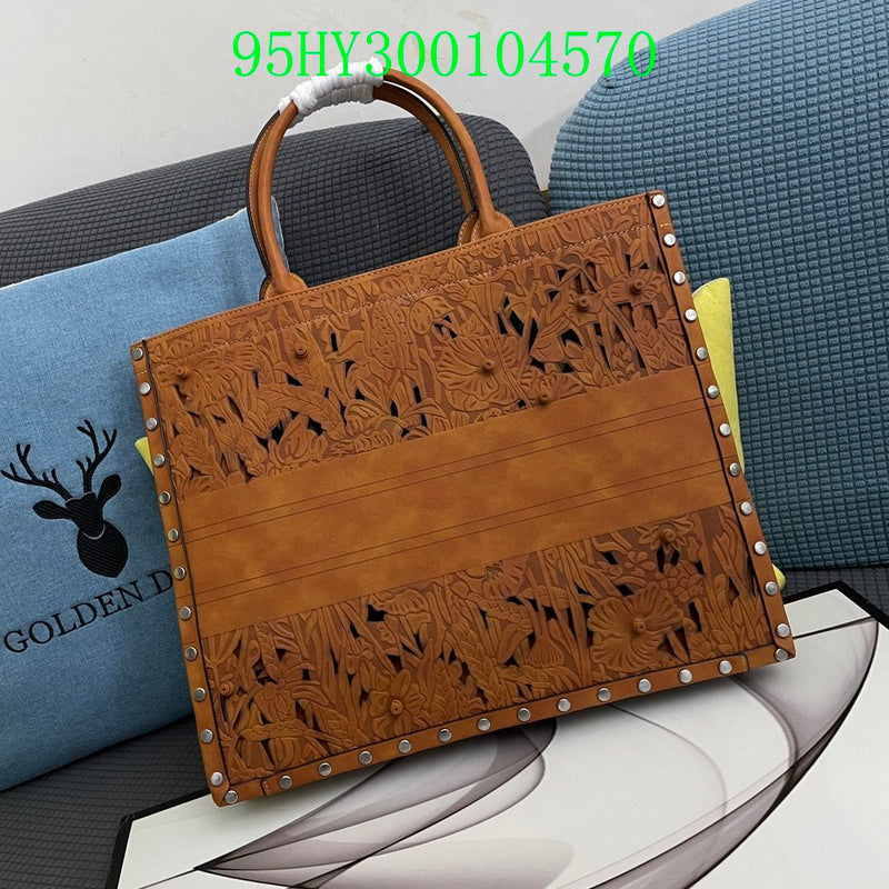 Christian Dior Luxury Bag - The Tote   315