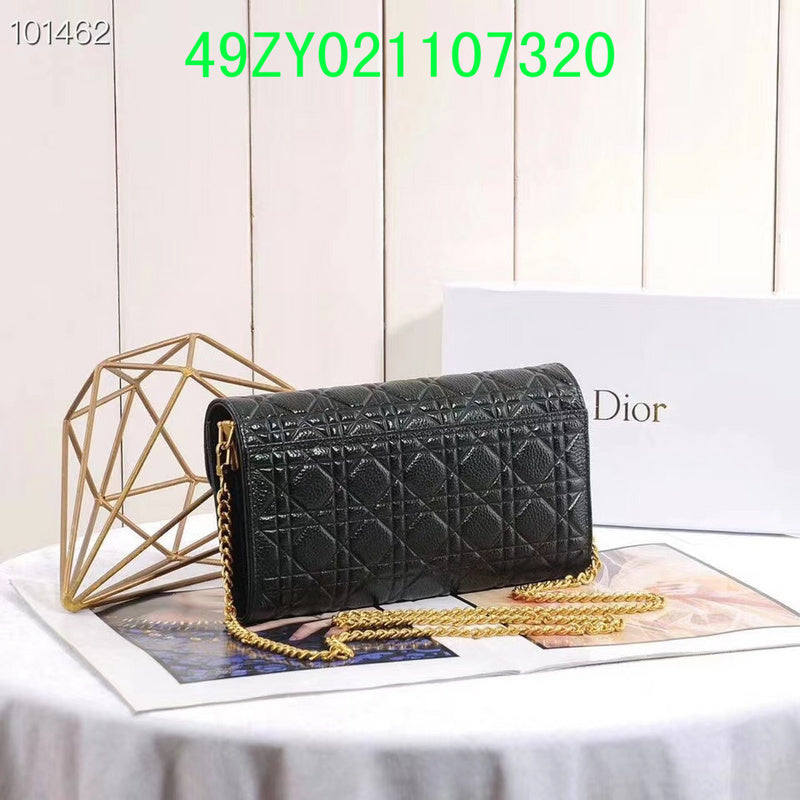 Christian Dior Luxury - The Tote   659