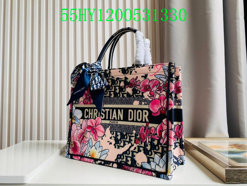 Christian Dior Luxury Bag - The Tote   243