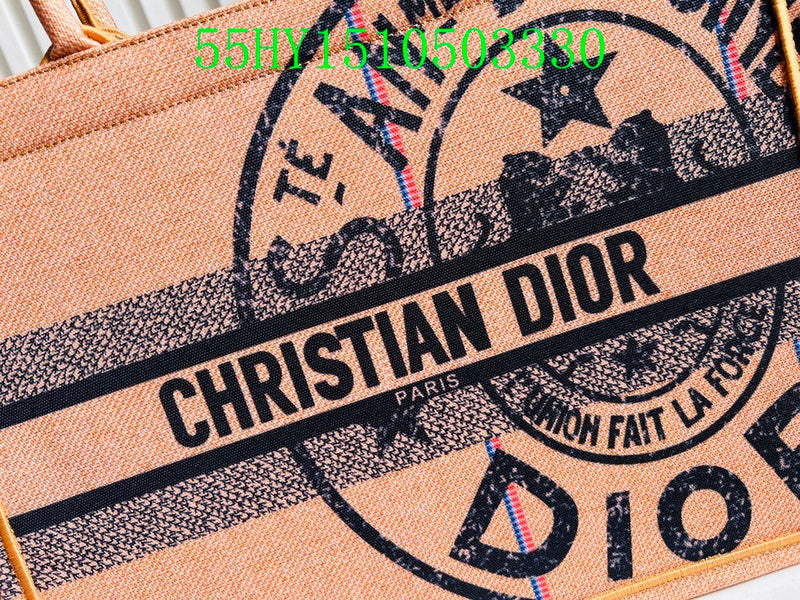 Christian Dior Luxury Bag - The Tote   293
