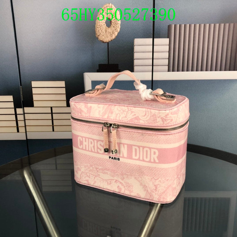 Christian Dior Luxury - The Tote   682